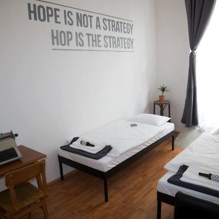 Bed'N'Beer Apartamento Budapeste Exterior foto