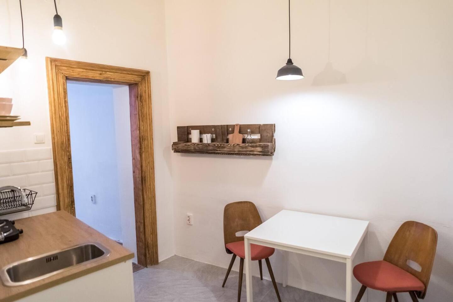 Bed'N'Beer Apartamento Budapeste Exterior foto
