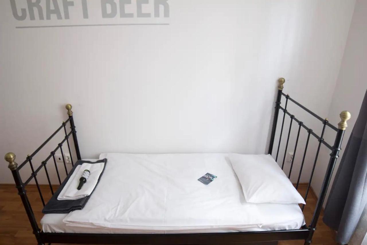 Bed'N'Beer Apartamento Budapeste Exterior foto